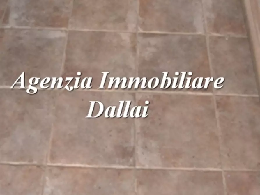 Immagine 23 di Negozio in vendita  a Scarperia E San Piero