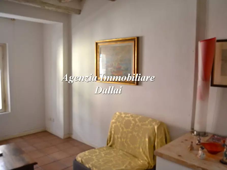 Immagine 7 di Negozio in vendita  a Scarperia E San Piero