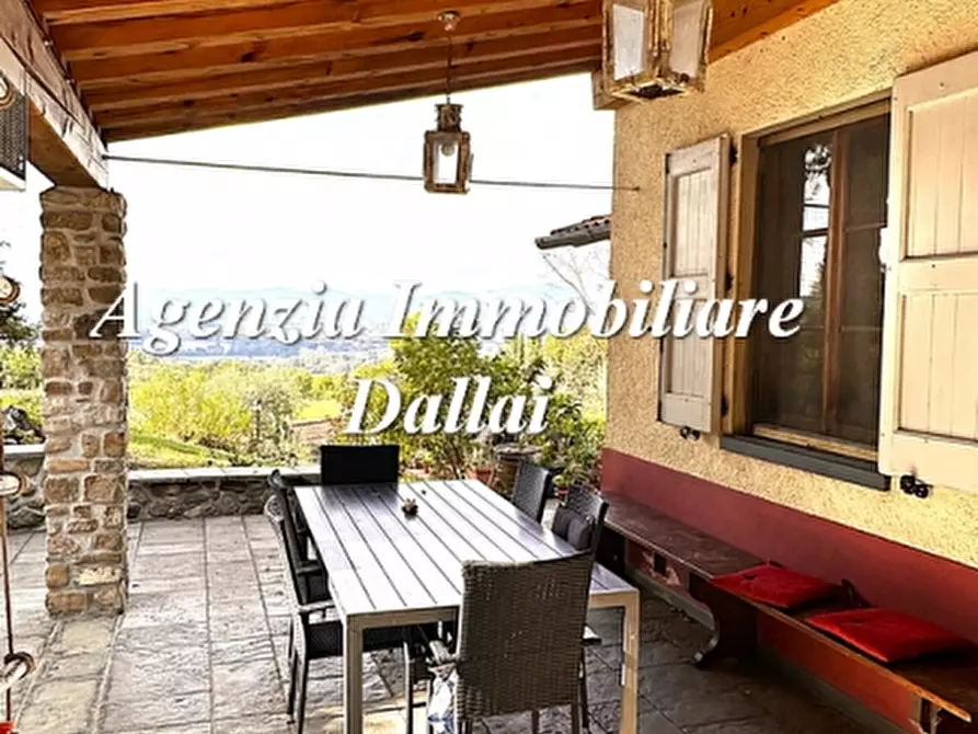 Immagine 7 di Villa in vendita  a Borgo San Lorenzo