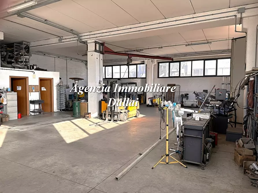 Immagine 6 di Capannone industriale in affitto  a Borgo San Lorenzo