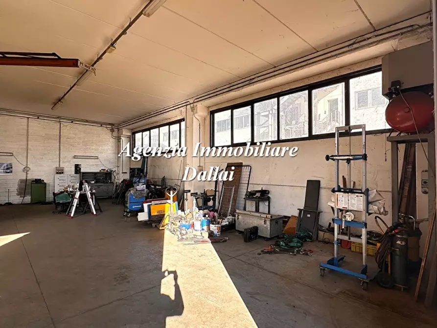 Immagine 8 di Capannone industriale in affitto  a Borgo San Lorenzo