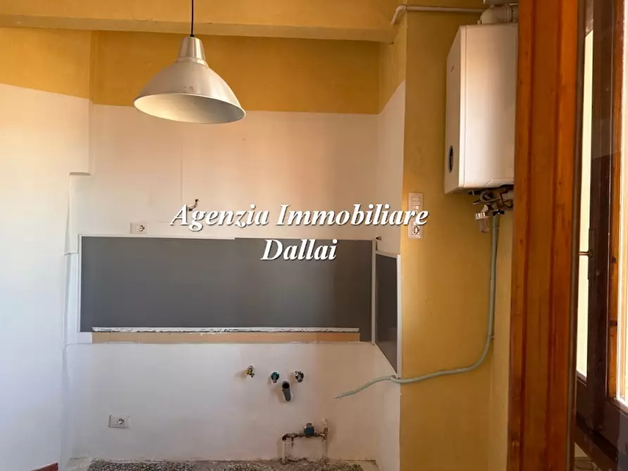 Immagine 4 di Appartamento in vendita  a Borgo San Lorenzo