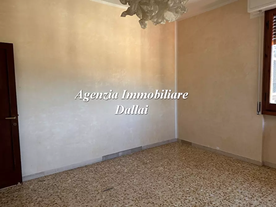 Immagine 14 di Appartamento in vendita  a Borgo San Lorenzo