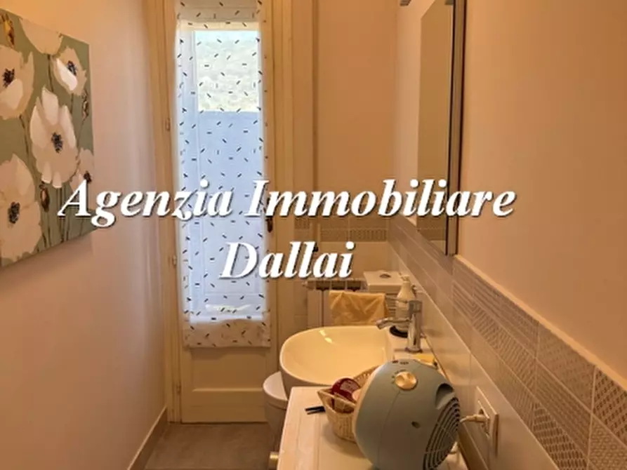 Immagine 37 di Appartamento in vendita  a Pontassieve