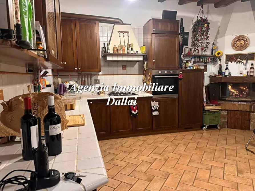 Immagine 16 di Casa colonica in vendita  a Barberino Di Mugello