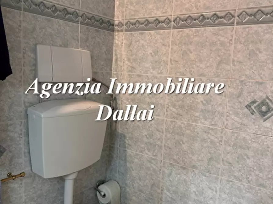 Immagine 17 di Casa colonica in vendita  a Barberino Di Mugello