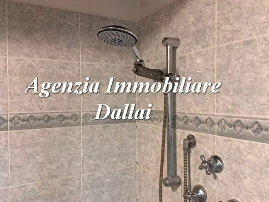 Immagine 32 di Casa colonica in vendita  a Barberino Di Mugello