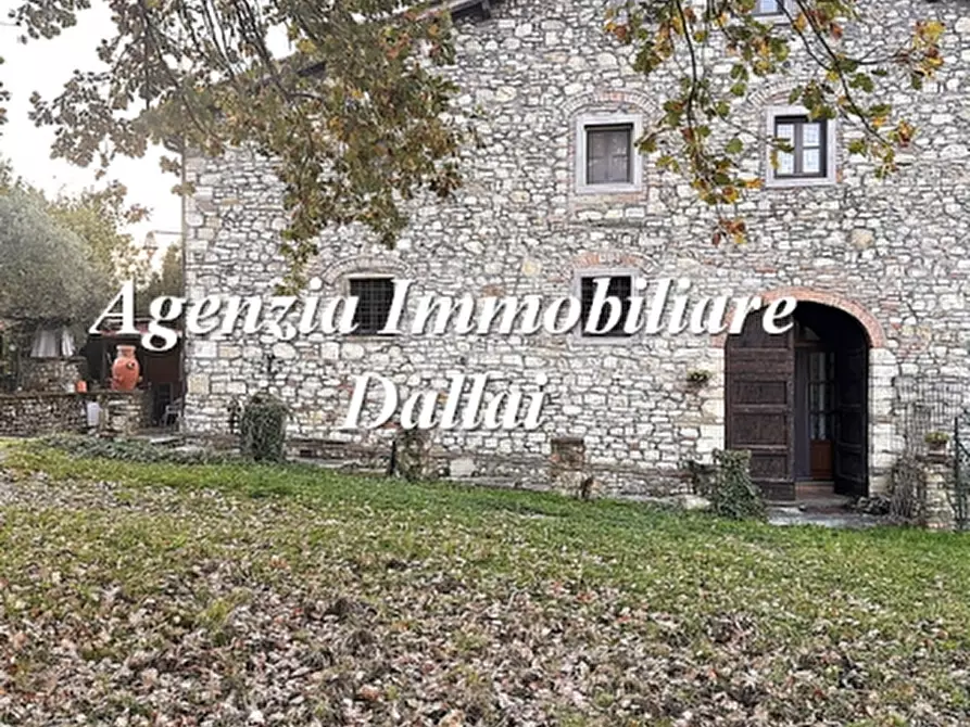 Immagine 5 di Casa colonica in vendita  a Barberino Di Mugello