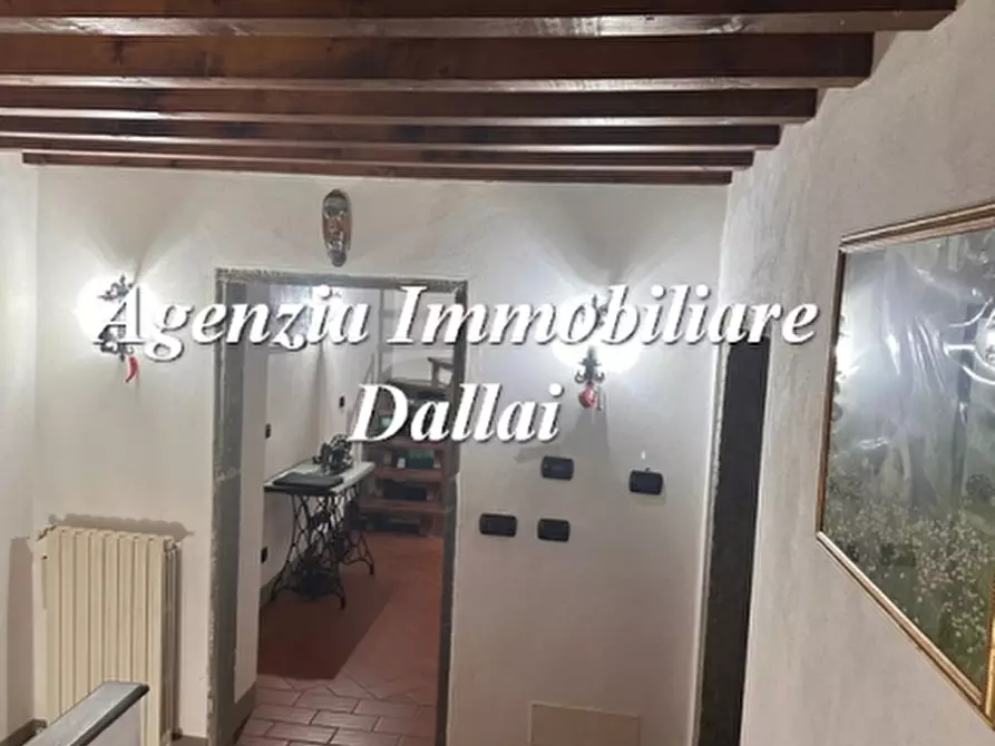 Immagine 33 di Casa colonica in vendita  a Barberino Di Mugello