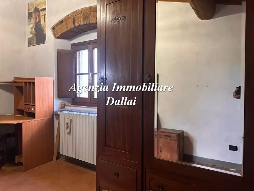 Immagine 30 di Casa colonica in vendita  a Barberino Di Mugello