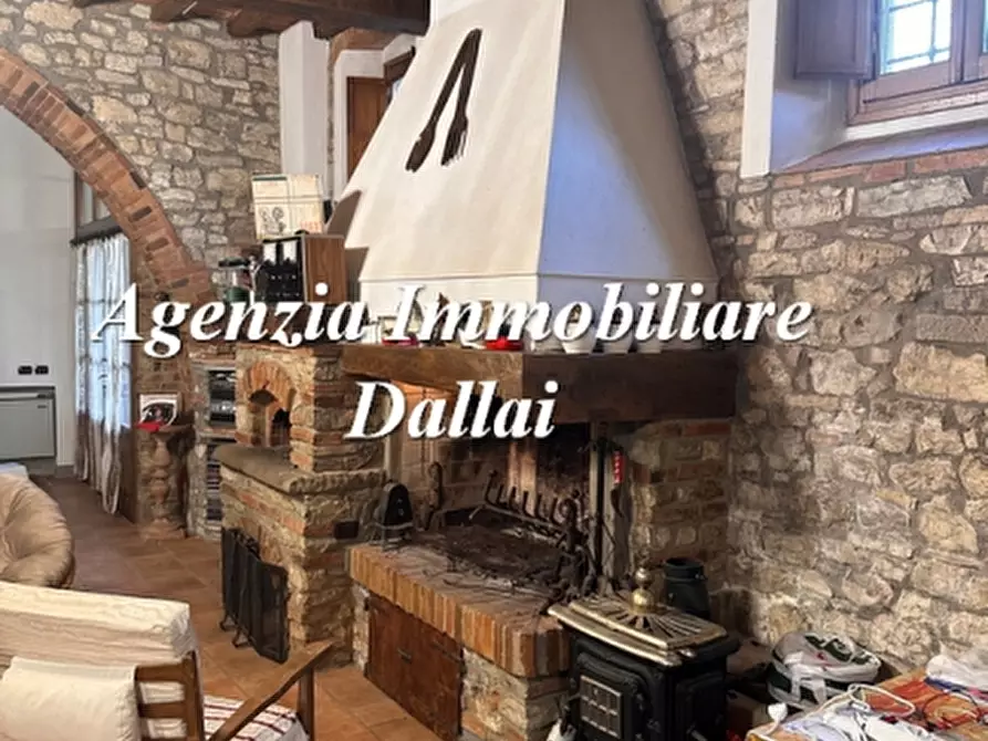 Immagine 9 di Casa colonica in vendita  a Barberino Di Mugello