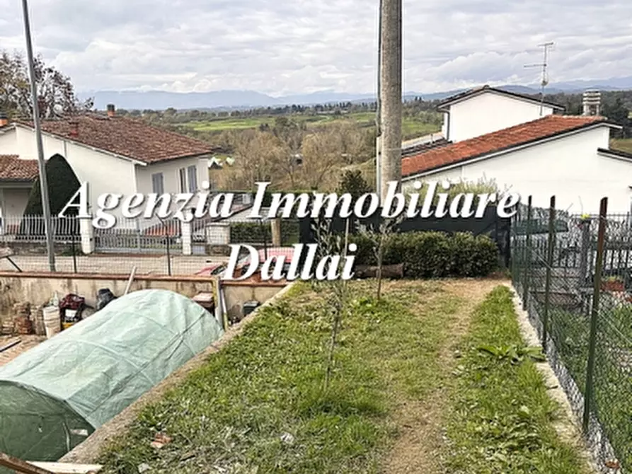 Immagine 19 di Villa in vendita  a Scarperia E San Piero