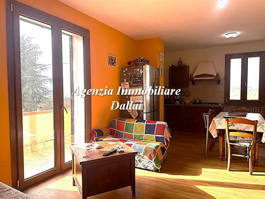 Immagine 23 di Villa in vendita  a Scarperia E San Piero