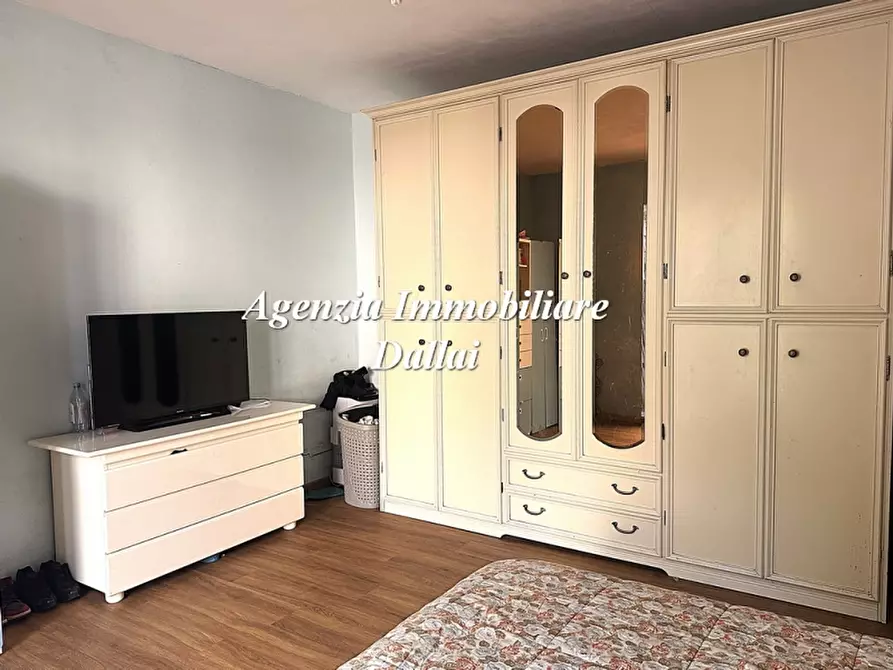 Immagine 27 di Villa in vendita  a Scarperia E San Piero