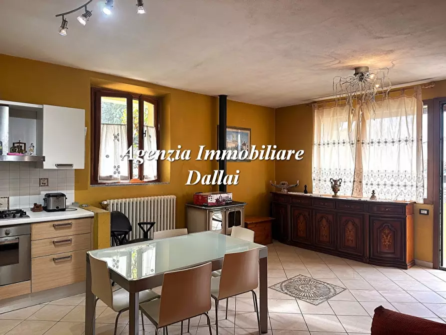 Immagine 37 di Villa in vendita  a Scarperia E San Piero