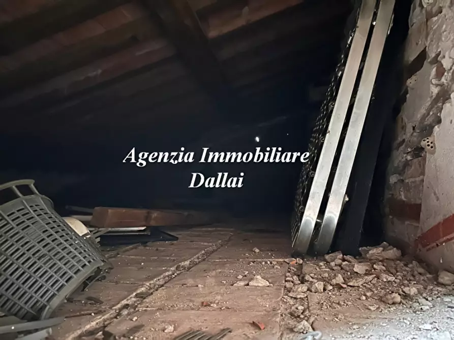 Immagine 25 di Terratetto in vendita  a Scarperia E San Piero