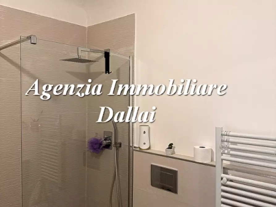 Immagine 16 di Appartamento in vendita  a Borgo San Lorenzo