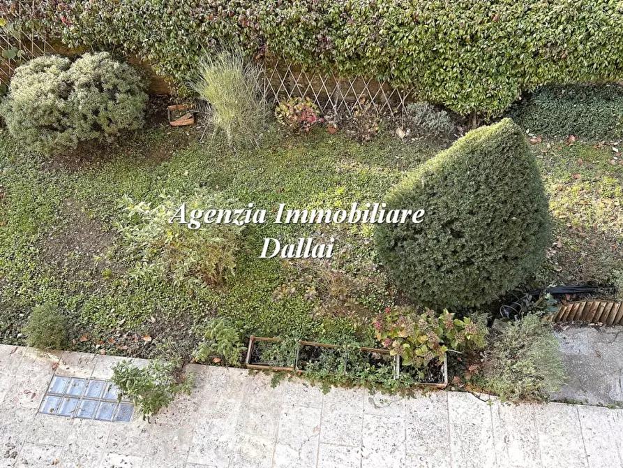 Immagine 5 di Villa in vendita  a Scarperia E San Piero