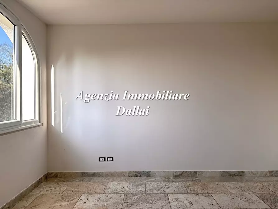 Immagine 28 di Villa in vendita  a Scarperia E San Piero