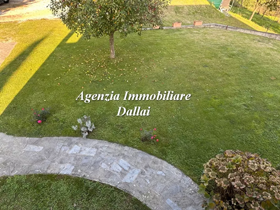 Immagine 35 di Villa in vendita  a Scarperia E San Piero