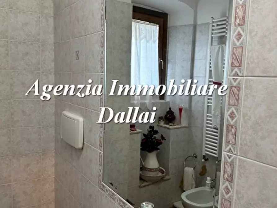 Immagine 21 di Terratetto in vendita  a Borgo San Lorenzo