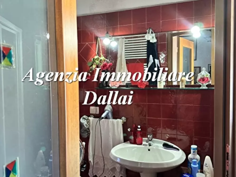 Immagine 32 di Terratetto in vendita  a Borgo San Lorenzo