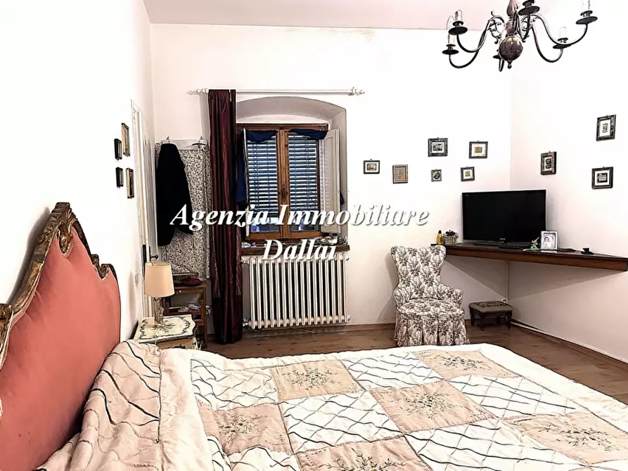 Immagine 16 di Appartamento in vendita  a Scarperia E San Piero