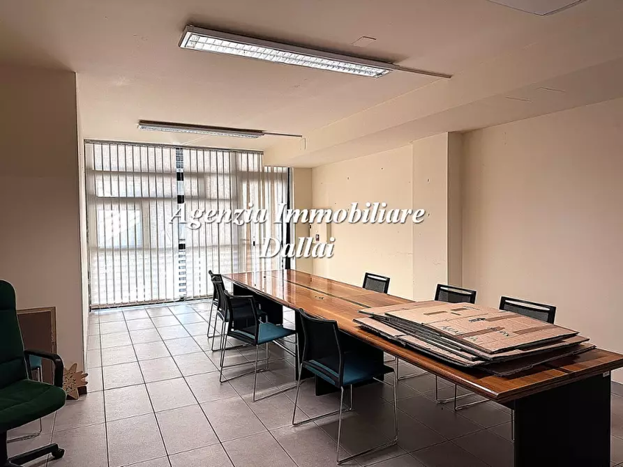 Immagine 1 di Ufficio in affitto  in Via Ilaria Alpi a Scarperia E San Piero