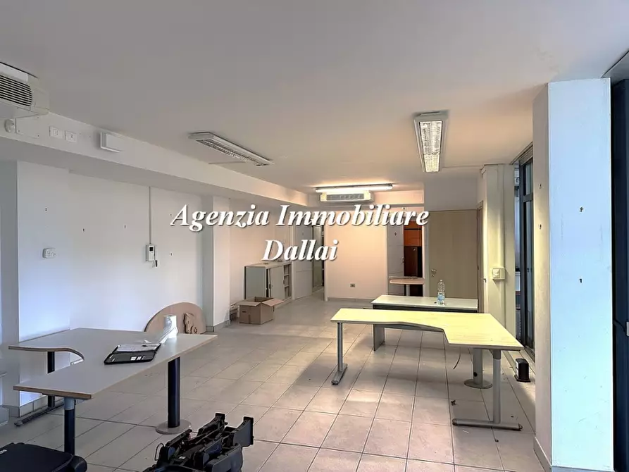 Immagine 3 di Ufficio in affitto  in Via Ilaria Alpi a Scarperia E San Piero