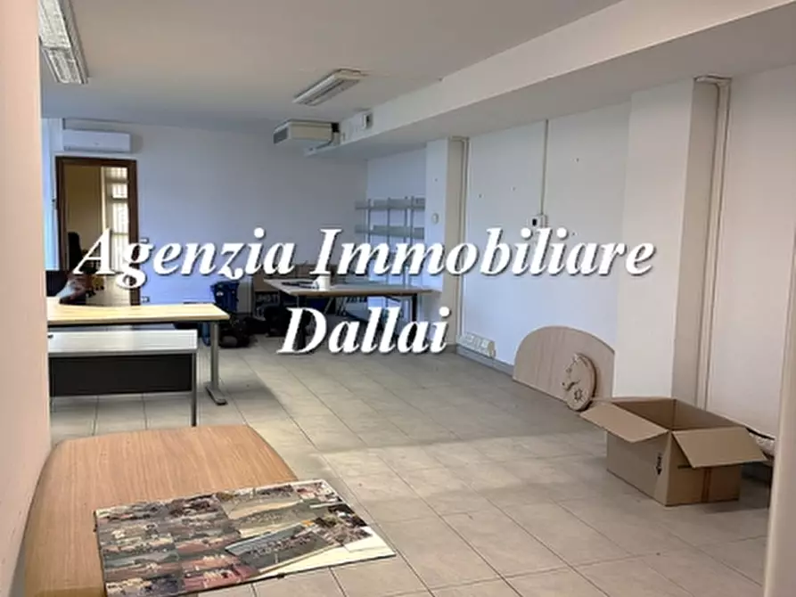 Immagine 4 di Ufficio in affitto  in Via Ilaria Alpi a Scarperia E San Piero