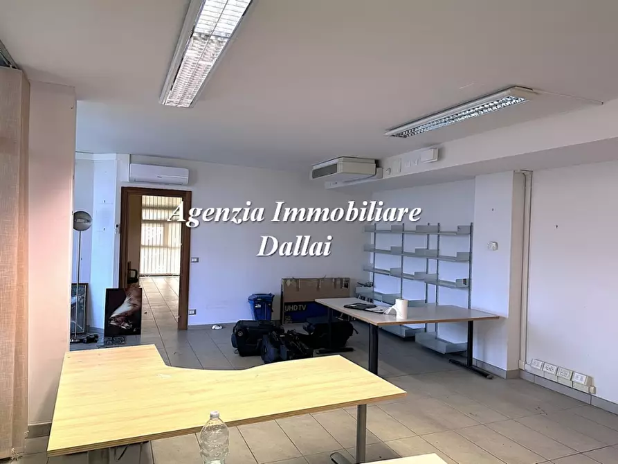 Immagine 6 di Ufficio in affitto  in Via Ilaria Alpi a Scarperia E San Piero