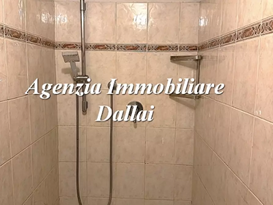 Immagine 15 di Monolocale in affitto  a Scarperia E San Piero