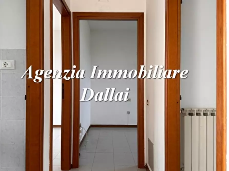 Immagine 37 di Terratetto in vendita  a Scarperia E San Piero