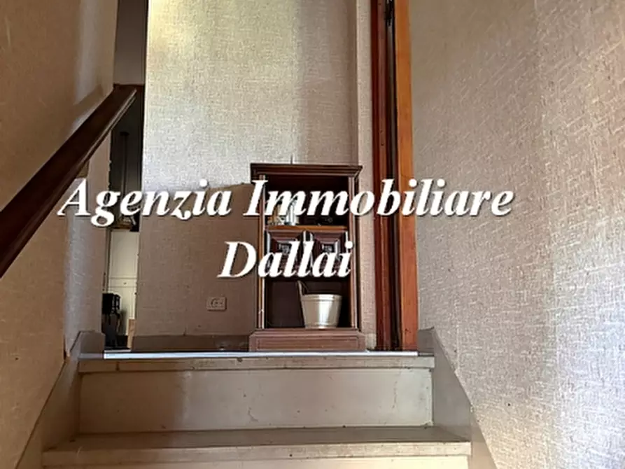 Immagine 20 di Casa colonica in vendita  a Barberino Di Mugello