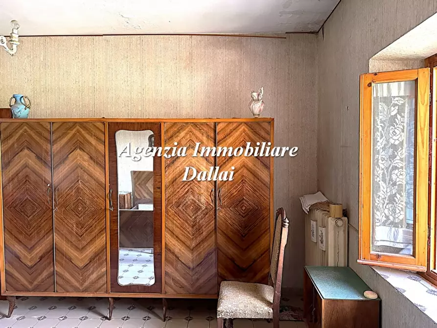 Immagine 23 di Casa colonica in vendita  a Barberino Di Mugello