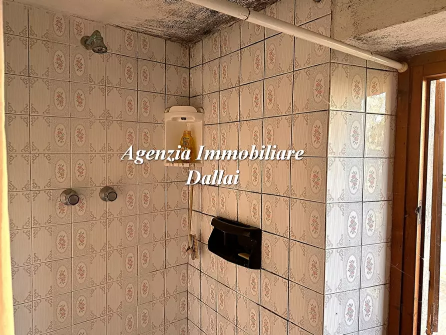 Immagine 25 di Casa colonica in vendita  a Barberino Di Mugello