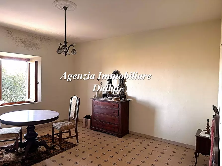 Immagine 30 di Casa colonica in vendita  a Barberino Di Mugello