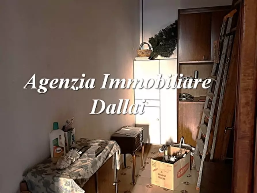 Immagine 36 di Casa colonica in vendita  a Barberino Di Mugello