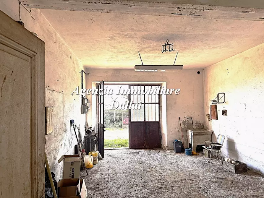 Immagine 37 di Casa colonica in vendita  a Barberino Di Mugello