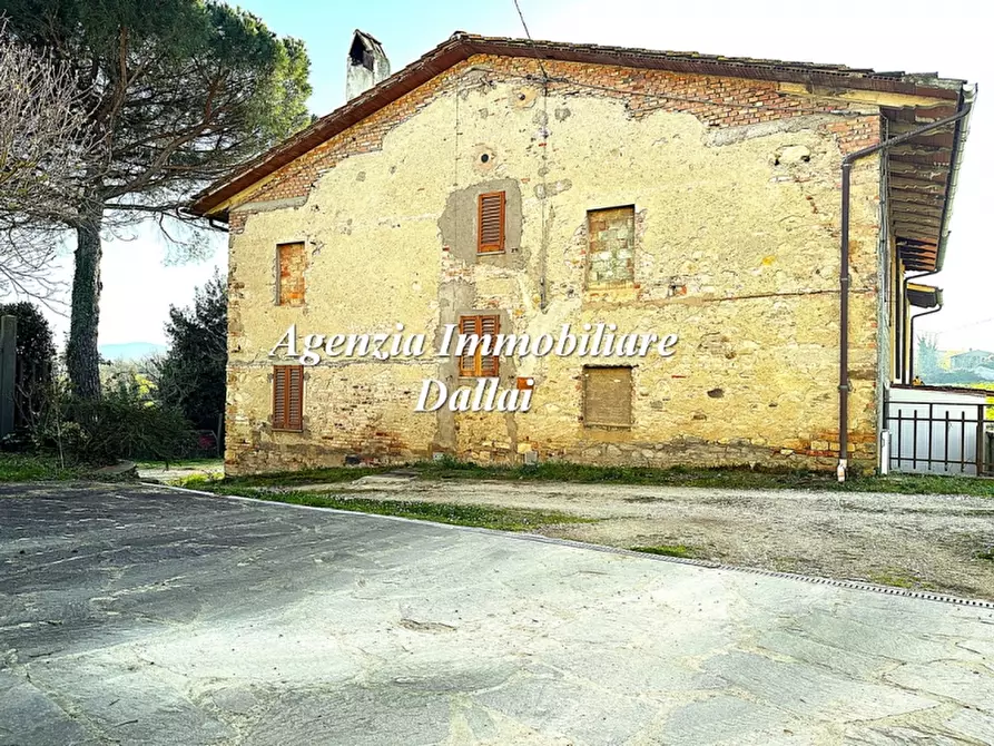 Immagine 4 di Casa colonica in vendita  a Barberino Di Mugello