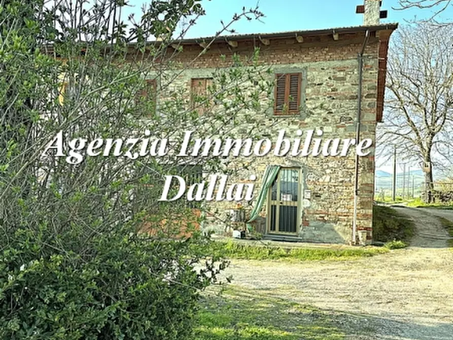 Immagine 10 di Casa colonica in vendita  a Barberino Di Mugello