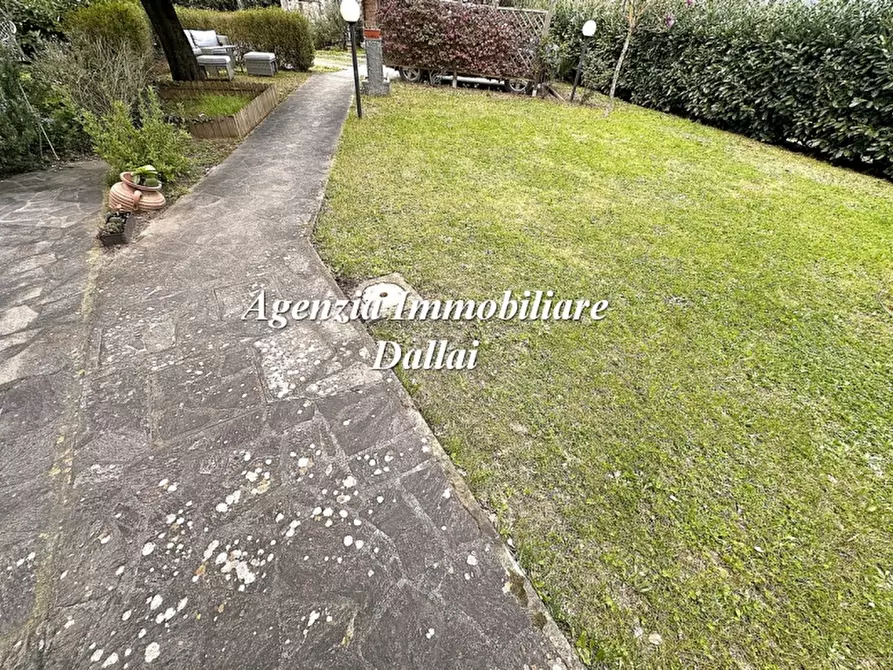 Immagine 2 di Rustico / casale in vendita  a Barberino Di Mugello