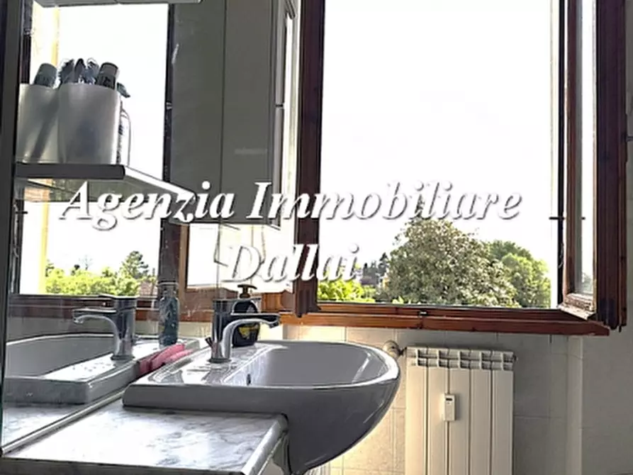 Immagine 16 di Appartamento in vendita  a Scarperia E San Piero