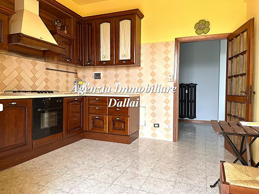 Immagine 10 di Appartamento in vendita  a Scarperia E San Piero