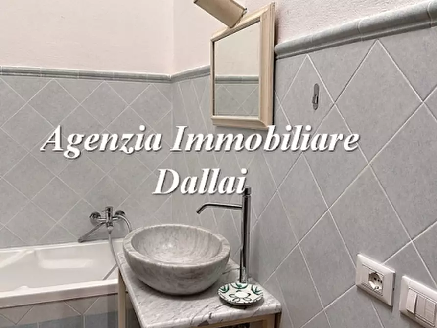 Immagine 25 di Terratetto in vendita  in Via a Borgo San Lorenzo
