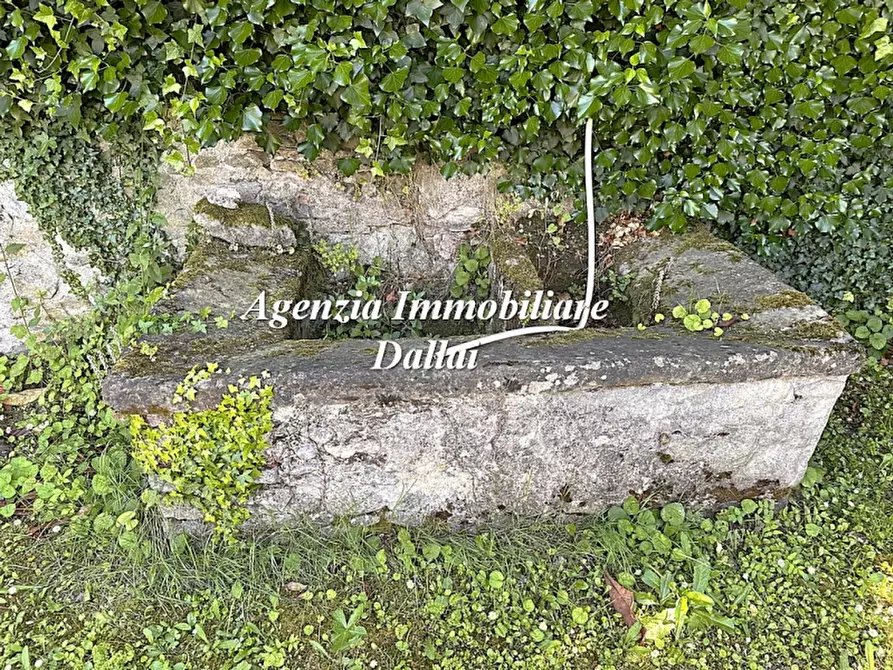 Immagine 1 di Casa colonica in vendita  a Scarperia E San Piero