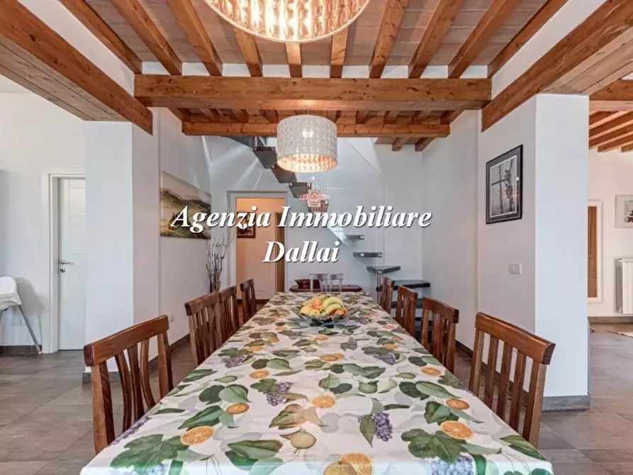 Immagine 16 di Villa in vendita  in Via Traversi a Borgo San Lorenzo