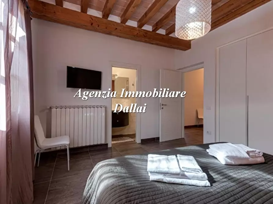 Immagine 22 di Villa in vendita  in Via Traversi a Borgo San Lorenzo