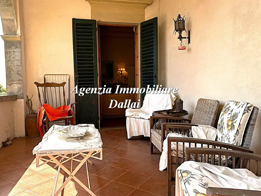 Immagine 14 di Villa in vendita  a Scarperia E San Piero