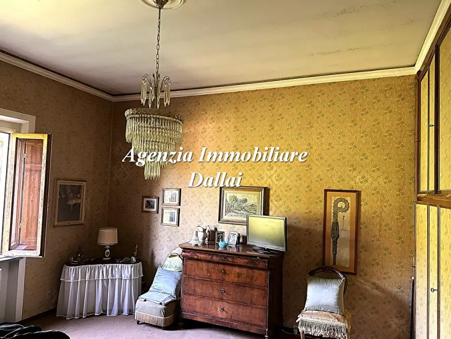 Immagine 26 di Villa in vendita  a Scarperia E San Piero